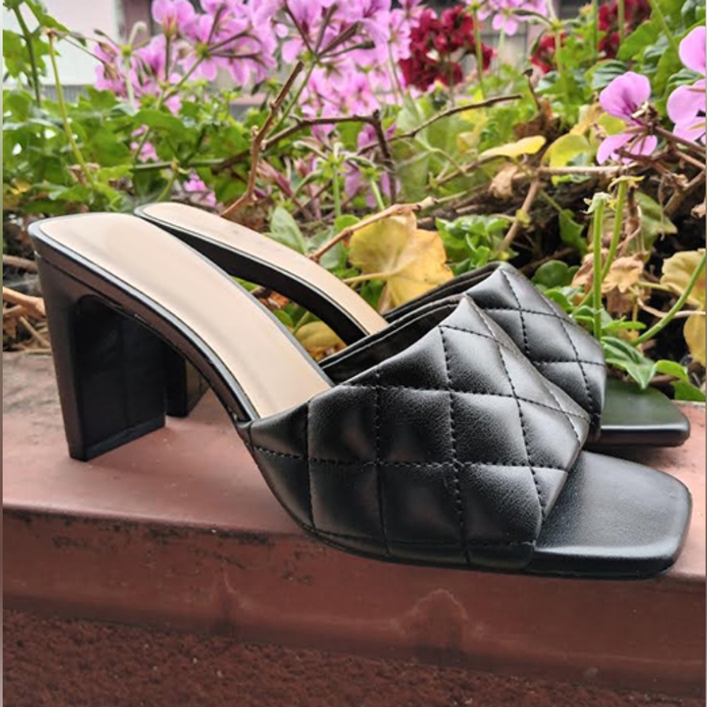 Quilted mules